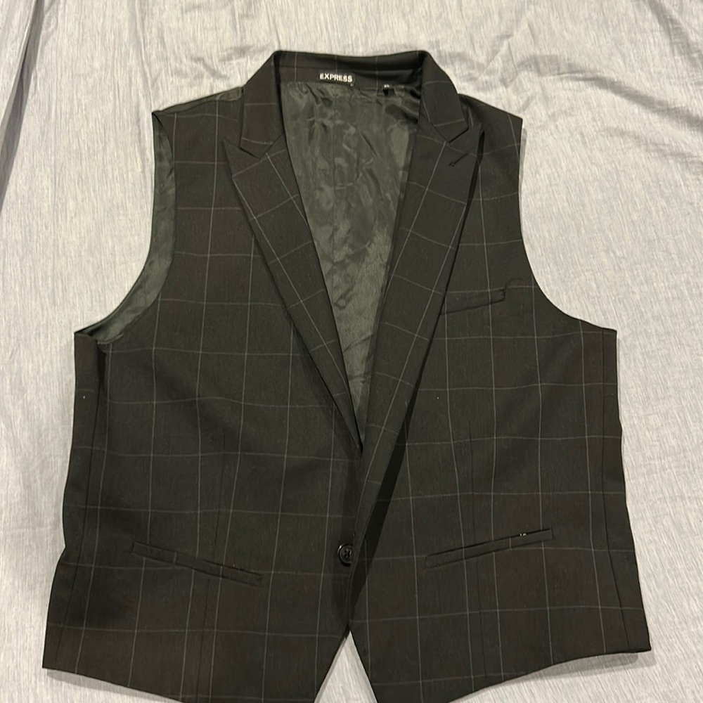 Express-Vest never worn